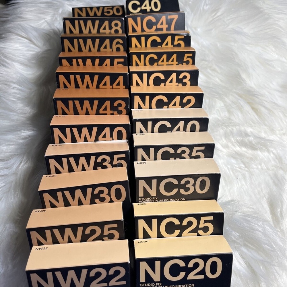 Mac Studio fix powder plus foundation